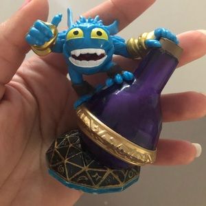Skylander game piece